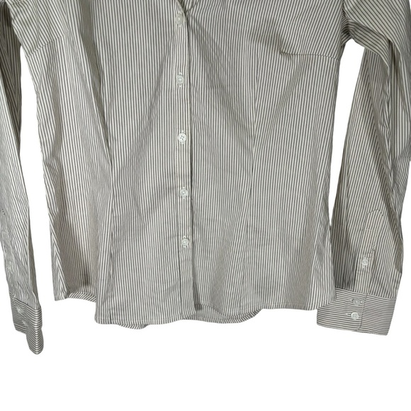NWT Quintessential Pinstripe Button Down Long Sleeve Shirt Women’s Size Medium - Picture 3 of 14